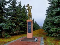 Памятник шахтёрам Кировска