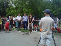 Народний депутат відкрив дитячий майданчик в Миргороді 