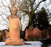 Monument of Ivan Franko in the village Mshana