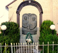 The Monument of Ivan Franko and the priest Vasyl Zahayevych. (Vovchukhy)