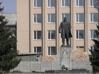 Екс-пам'ятник Леніну